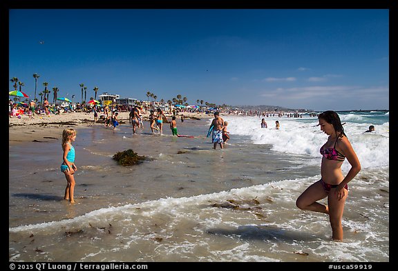 Beachgoers, Mission Beach. San Diego, California, USA (color)