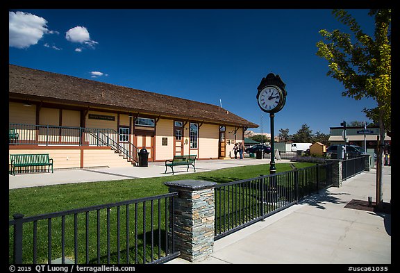 Train station, Tehachapi. California, USA (color)