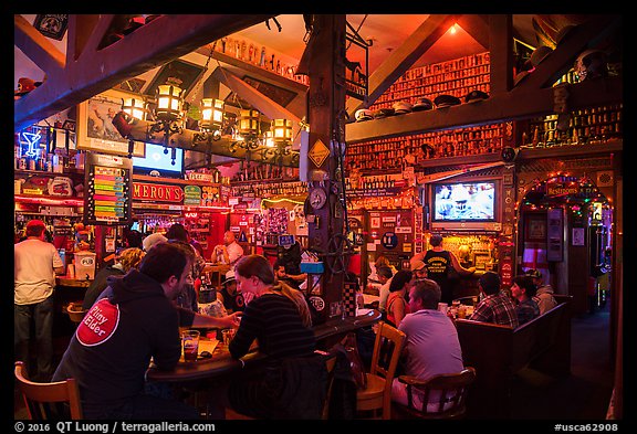 Cameron pub. Half Moon Bay, California, USA (color)