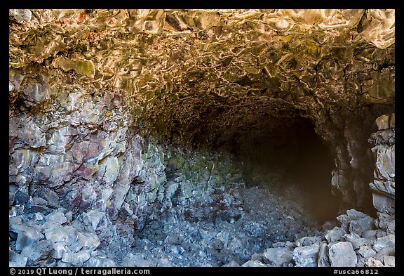 Skull Cave entrance. Lava Beds National Monument, California, USA (color)