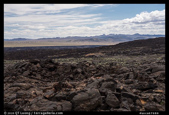 Basaltic pahoehoe lava plain. Mojave Trails National Monument, California, USA