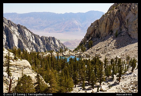 Lone Pine Lake and Owens Valley, Inyo National Forest. California, USA