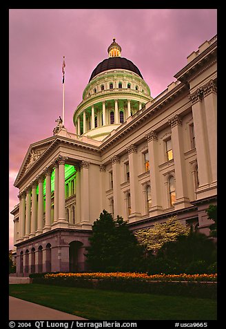 State capitol, dusk. Sacramento, California, USA (color)