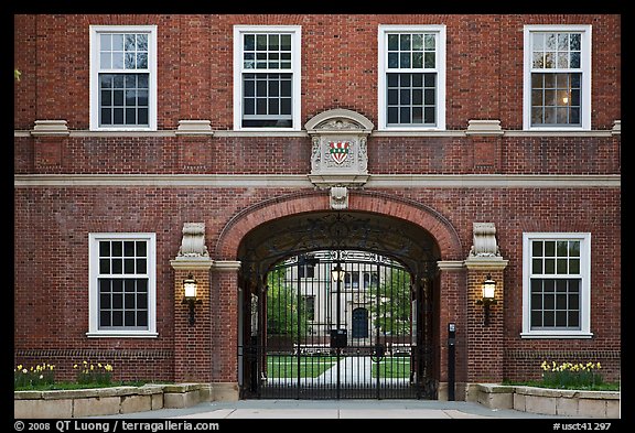 College entrance. Yale University, New Haven, Connecticut, USA