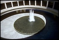 Hirshhorn Museum. Washington DC, USA ( color)