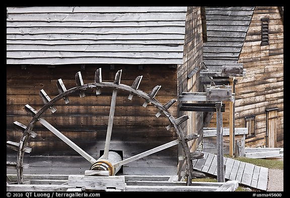 Undershot wheel on side of forge, Saugus Iron Works National Historic Site. Massachussets, USA