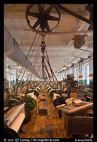 Northrop loom manufactured by Draper Corporation in the textile museum, Lowell National Historical Park. Massachussets, USA