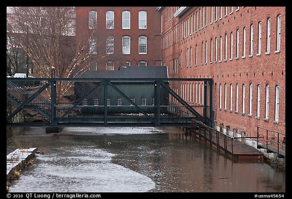 Eastern Canal and Boots Mills, Lowell National Historical Park. Massachussets, USA