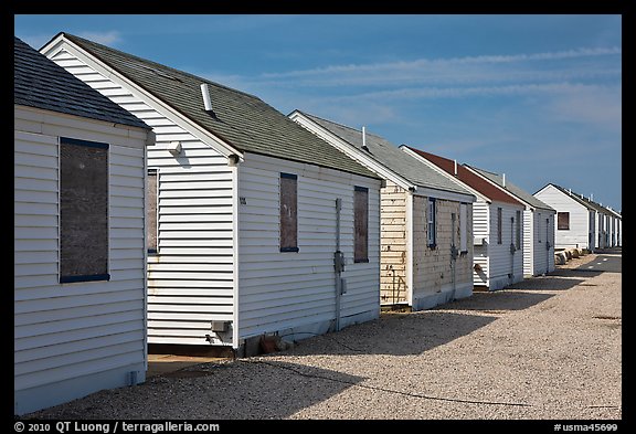 Day Cottages, Truro. Cape Cod, Massachussets, USA (color)