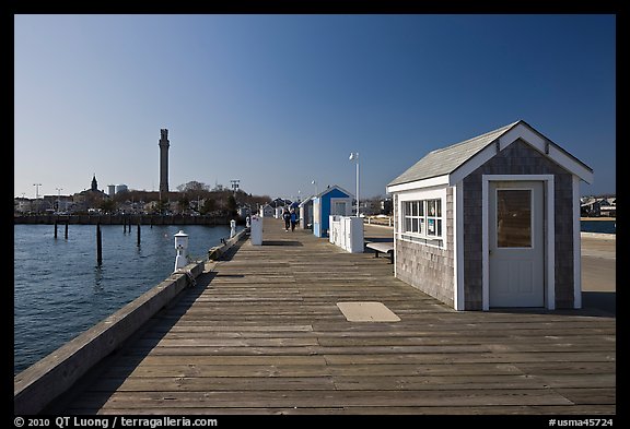 Pier and Pilgrim Monument, Provincetown. Cape Cod, Massachussets, USA