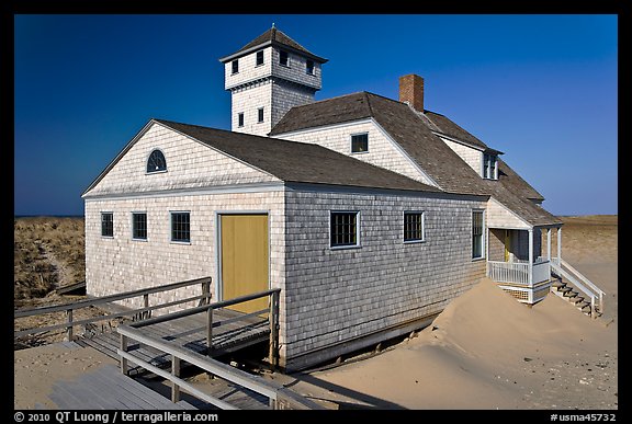 Historic life-saving station, Race Point Beach, Cape Cod National Seashore. Cape Cod, Massachussets, USA (color)