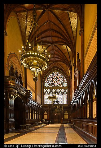 Gothic vault above marble floor and black walnut paneling, Memorial Hall, Harvard University, Cambridge. Boston, Massachussets, USA