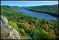 Lake of the Clouds with early fall colors, Porcupine Mountains State Park. Upper Michigan Peninsula, USA (color)