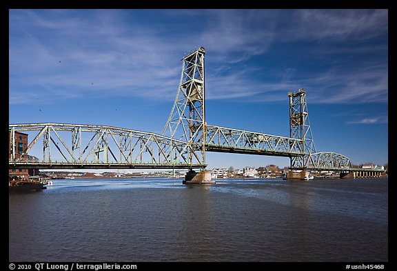 Memorial bridge. Portsmouth, New Hampshire, USA