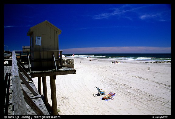 Sandy beach, Long Beach. Long Island, New York, USA