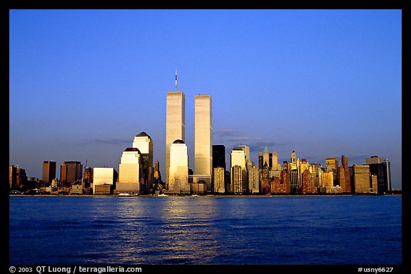 Picture/Photo: South Manhattan skyline and World Trade Center towers ...