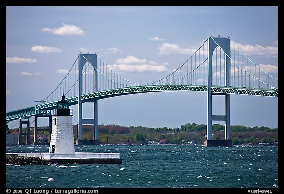 Newport Harbor lighthouse, Newport Bridge, and Narragansett Bay. Newport, Rhode Island, USA