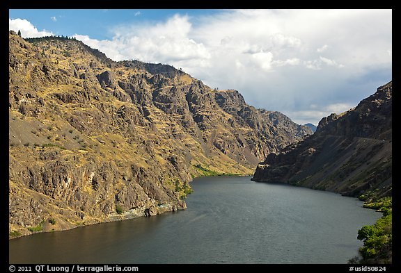 Hells Canyon Reservoir. Hells Canyon National Recreation Area, Idaho and Oregon, USA (color)