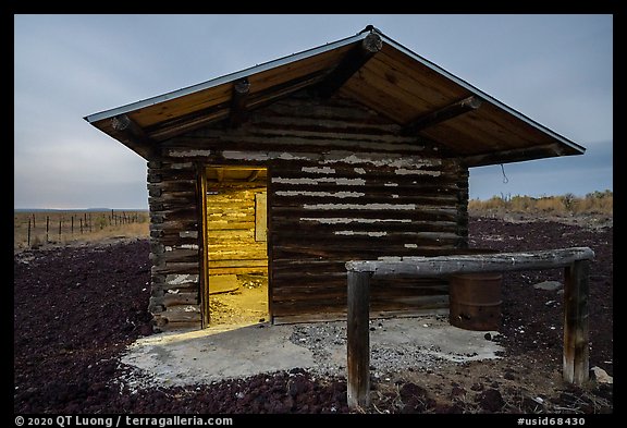 Trapper cabin at night, South Park Well. Craters of the Moon National Monument and Preserve, Idaho, USA