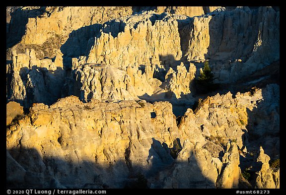 Sandstone spires. Upper Missouri River Breaks National Monument, Montana, USA