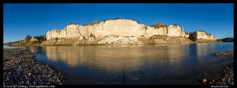 White cliffs. Upper Missouri River Breaks National Monument, Montana, USA (color)