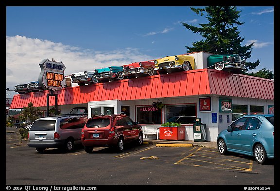 Hot Rod Grill, Florence. Oregon, USA (color)