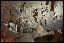 Dissolution room, Oregon Caves. Oregon, USA (color)