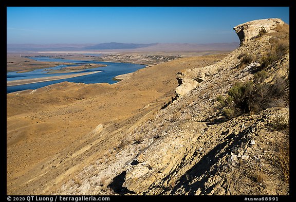 Rock outcrop and Columbia River, Hanford Reach National Monument. Washington