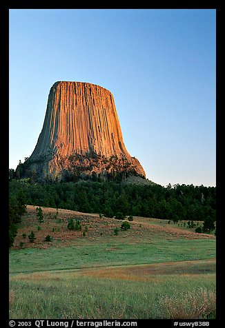 Devils Tower monolith at sunset, Devils Tower National Monument. Wyoming, USA (color)