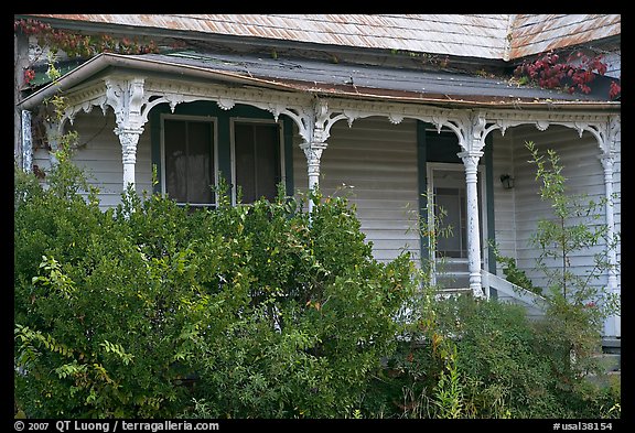 House with crooked porch. Selma, Alabama, USA (color)