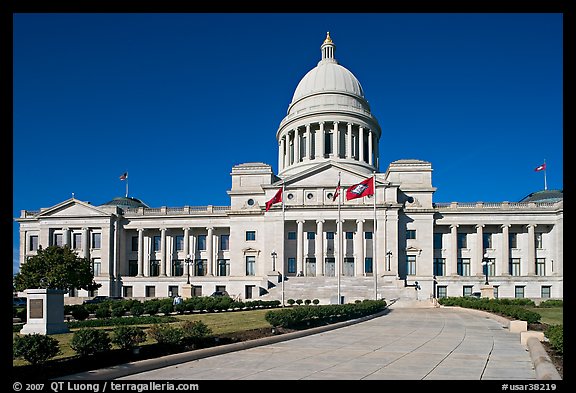 Walkway leading to the Arkansas Capitol. Little Rock, Arkansas, USA (color)