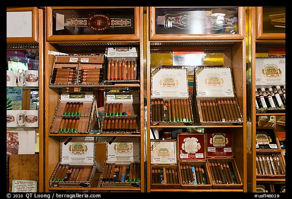 Cuban cigars for sale, Mallory Square. Key West, Florida, USA