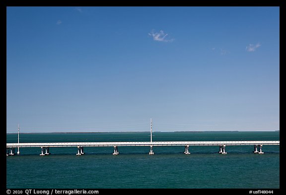 Highway bridge between Bahia Honda and Summerland Keys. The Keys, Florida, USA (color)
