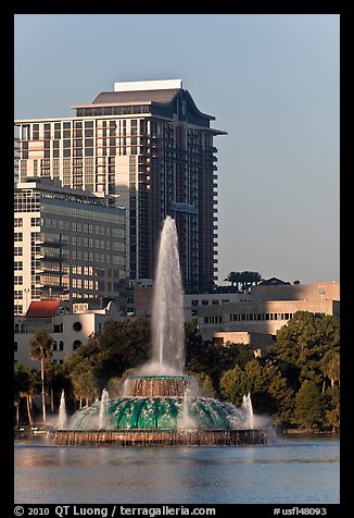 Fountain, Lake Eola, Sumerlin Park. Orlando, Florida, USA (color)