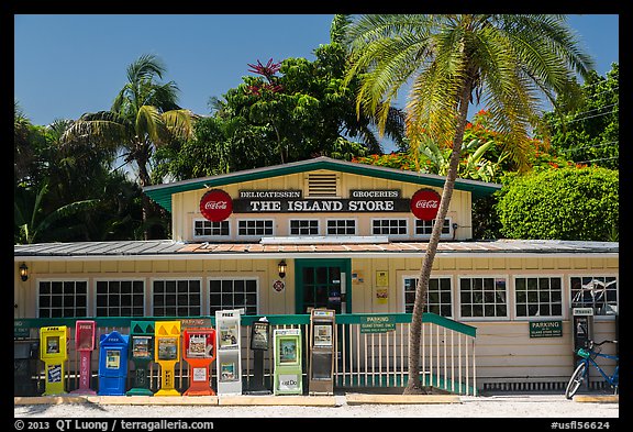 General store, Captiva Island. Florida, USA (color)