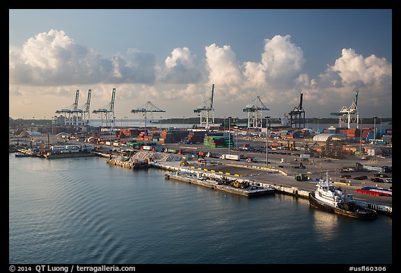 Seaport, Miami. Florida, USA (color)