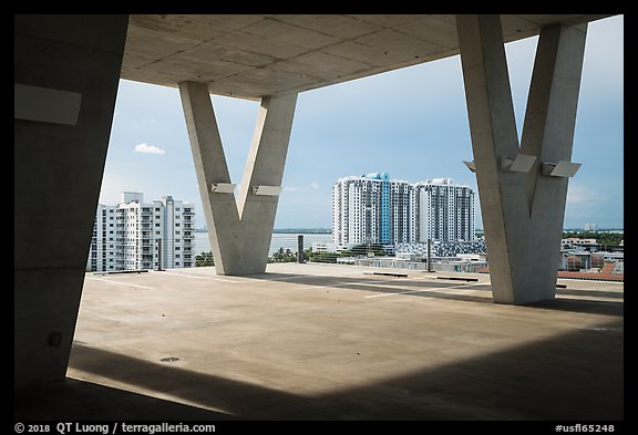 1111 Lincoln Road parking garage designed by Herzog and de Meuron, Miami Beach. Florida, USA