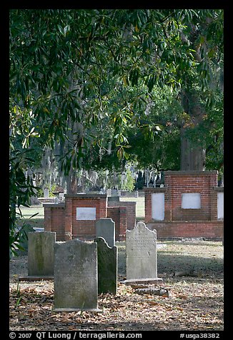Colonial park cemetery. Savannah, Georgia, USA (color)