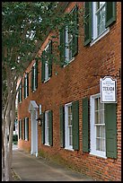 Texada, a red brick house built in 1792. Natchez, Mississippi, USA