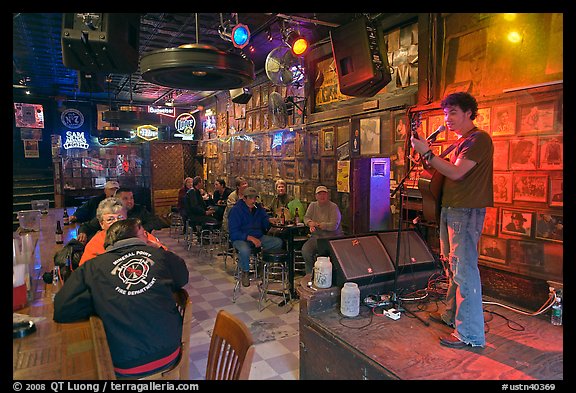 Club with live music performance. Nashville, Tennessee, USA (color)