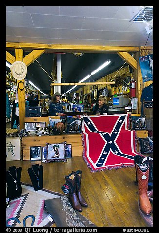 Boots and confederate flag in store. Nashville, Tennessee, USA (color)