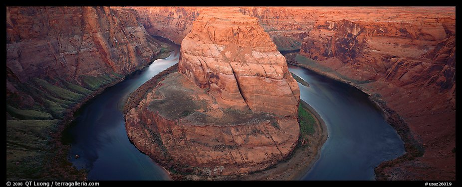 Colorado riverbend and cliffs. Arizona, USA (color)