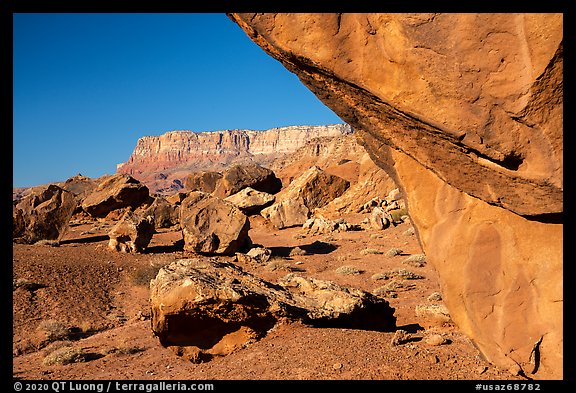 Overhanging boulder and cliffs. Vermilion Cliffs National Monument, Arizona, USA (color)