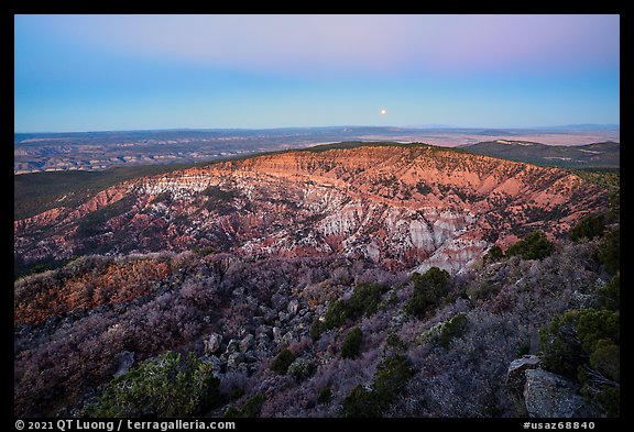 Hells Hole and setting moon at dawn. Grand Canyon-Parashant National Monument, Arizona, USA (color)