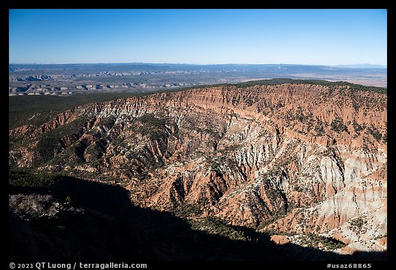 Hells Hole amphitheater from Mt Logan. Grand Canyon-Parashant National Monument, Arizona, USA