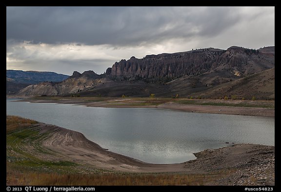 Dillon Pinnacles, Blue Mesa Reservoir, Curecanti National Recreation Area. Colorado, USA (color)