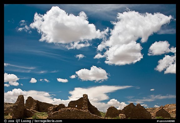 Pueblo Del Arroyo and clouds. Chaco Culture National Historic Park, New Mexico, USA