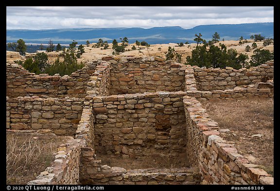 Ruined walls, Atsinna Pueblo. El Morro National Monument, New Mexico, USA (color)