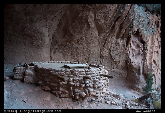 Kiva, Alcove House. Bandelier National Monument, New Mexico, USA (color)