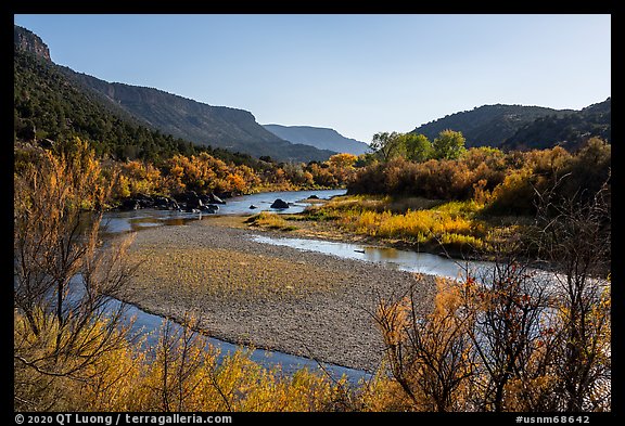 Rio Grande River with gravel bar and fall foliage, Orilla Verde. Rio Grande Del Norte National Monument, New Mexico, USA